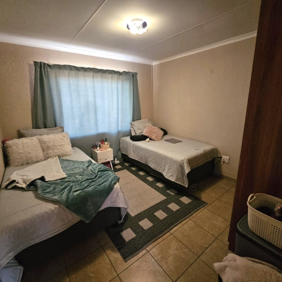 To Let 3 Bedroom Property for Rent in Waterkloof North West